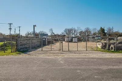 1401 Mooreland Drive, Austin, TX 78748 - Photo 8