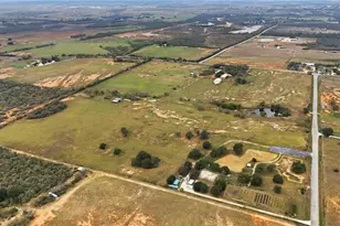 1211 Leissner School Rd, Seguin, TX 78155 - Photo 2