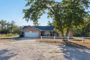 139 FM 696, Elgin, TX 78621 - Photo 26