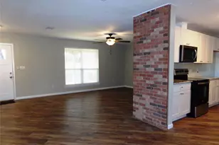 139 FM 696, Elgin, TX 78621 - Photo 12