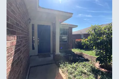 1009 Grey Castle Drive, Pflugerville, TX 78660 - Photo 2