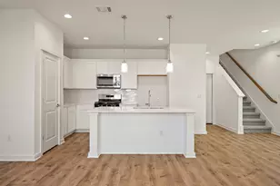 462 Orleanian Dr, Buda, TX 78610 - Photo 4