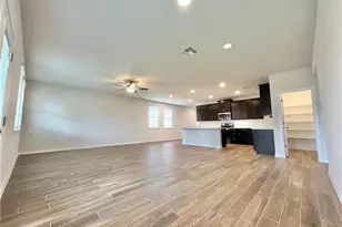 168 Andesite Trl, Liberty Hill, TX 78642 - Photo 4