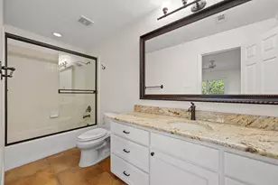 106 Confidence Cove, Lakeway, TX 78734 - Photo 20