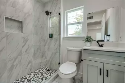 1105 Clayton Lane #B-101, Austin, TX 78723 - Photo 4