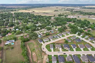 112 Callie St, Smithville, TX 78957 - Photo 40