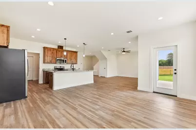 112 Callie Street, Smithville, TX 78957 - Photo 10