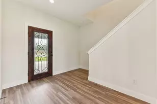 112 Callie St, Smithville, TX 78957 - Photo 6