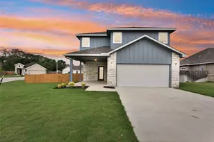 112 Callie St, Smithville, TX 78957 - Photo 1