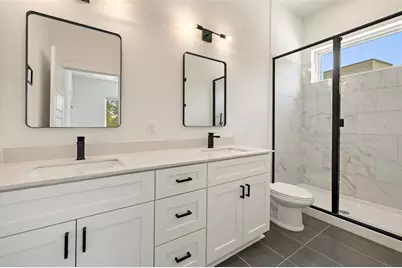 1811 Webberville Road #1305, Austin, TX 78721 - Photo 10