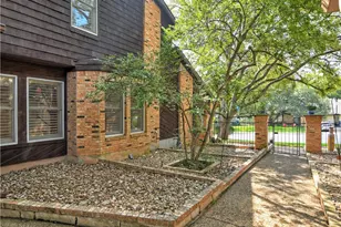 8123 Forest Mesa Dr, Austin, TX 78759 - Photo 28