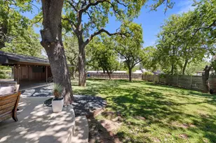 806 W Schubert St, Fredericksburg, TX 78624 - Photo 38