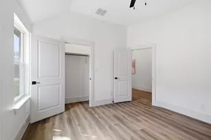 128 E Pauwela Ln, Bastrop, TX 78602 - Photo 10