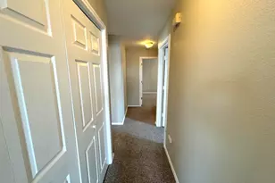 6733 Plains Crest Dr, Del Valle, TX 78617 - Photo 10