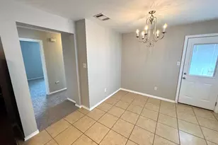 6733 Plains Crest Dr, Del Valle, TX 78617 - Photo 6