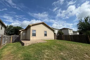 6733 Plains Crest Dr, Del Valle, TX 78617 - Photo 16