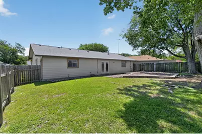 8602 Colonial Drive, Austin, TX 78758 - Photo 36
