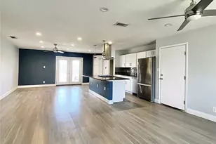 8602 Colonial Dr, Austin, TX 78758 - Photo 6