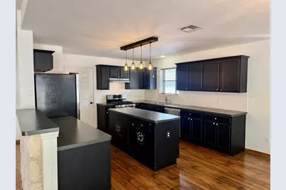 808 Sunflower Drive, Pflugerville, TX 78660 - Photo 12