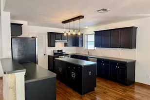 808 Sunflower Dr, Pflugerville, TX 78660 - Photo 12