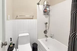 803 Meadow Bluff Ct, Round Rock, TX 78665 - Photo 18