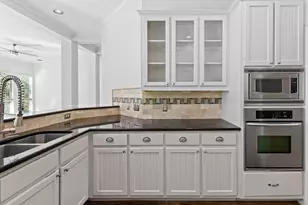 4413 Cross Valley Run, Austin, TX 78731 - Photo 20