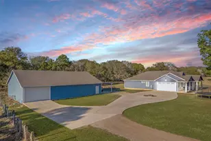 1880 E Hwy 21, Paige, TX 78659 - Photo 2