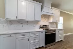 1901 Seley Ave, Waco, TX 76704 - Photo 10