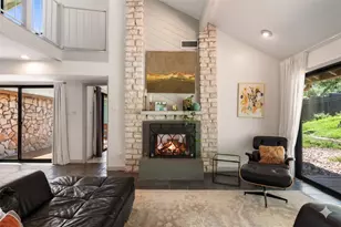 1702 Deerfield Dr, Austin, TX 78741 - Photo 12