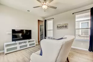 1624 Coral Sunrise Trl, Leander, TX 78641 - Photo 16