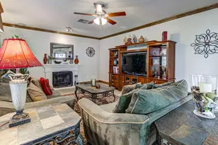 7712 Earp Way, Austin, TX 78729 - Photo 16