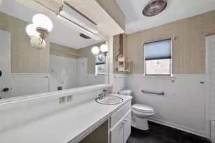 2112 Vanderbilt Ln, Austin, TX 78723 - Photo 22