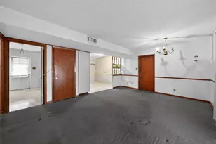 2112 Vanderbilt Ln, Austin, TX 78723 - Photo 6