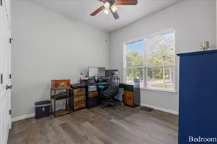 137 S Pohakea Dr, Bastrop, TX 78602 - Photo 28