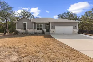 137 S Pohakea Dr, Bastrop, TX 78602 - Photo 4