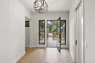2116 Kenwood Ave, Austin, TX 78704 - Photo 4