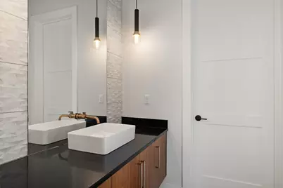 2116 Kenwood Avenue, Austin, TX 78704 - Photo 14