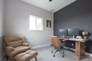 104 Kahalulu Dr, Bastrop, TX 78602 - Photo 16