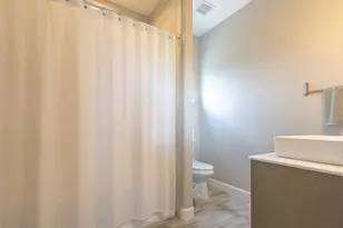 104 Kahalulu Dr, Bastrop, TX 78602 - Photo 18