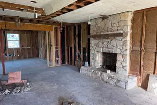 8702 Bridgeport Dr, Austin, TX 78758 - Photo 8