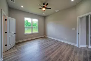 139 Waimanalo Dr, Bastrop, TX 78602 - Photo 18