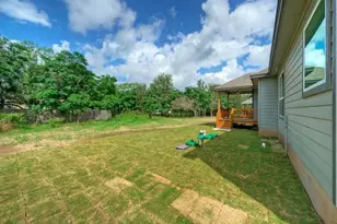 139 Waimanalo Dr, Bastrop, TX 78602 - Photo 28