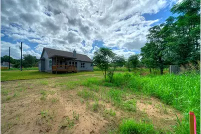 139 Waimanalo Drive, Bastrop, TX 78602 - Photo 32