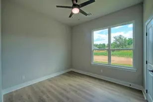 139 Waimanalo Dr, Bastrop, TX 78602 - Photo 22