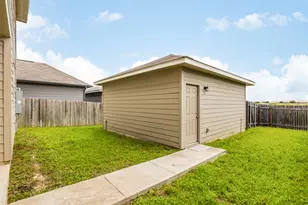 203 Combe Dr, Hutto, TX 78634 - Photo 24