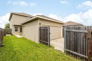 203 Combe Dr, Hutto, TX 78634 - Photo 26