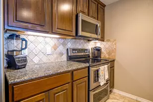 604 Highcrest Dr, Granite Shoals, TX 78654 - Photo 6