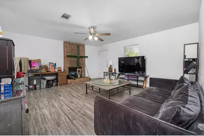 411 Thelma Drive, Austin, TX 78745 - Photo 4