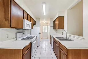 14202 Sussman Ct, Austin, TX 78728 - Photo 10