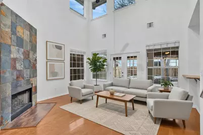 2606 Kinney Oaks Court, Austin, TX 78704 - Photo 2